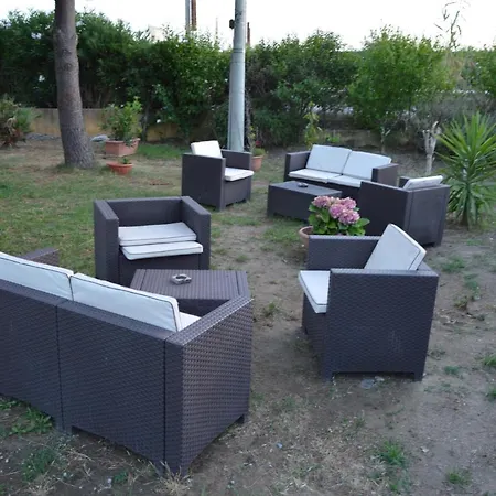 La Dimora Del Molo Apart-hotel 3*