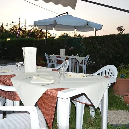 Aparthotel La Dimora Del Molo