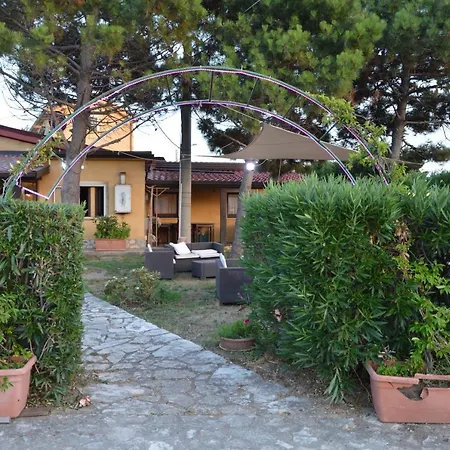 Aparthotel La Dimora Del Molo 3*