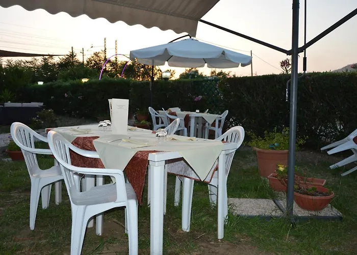 מלון דירות La Dimora Del Molo 3*